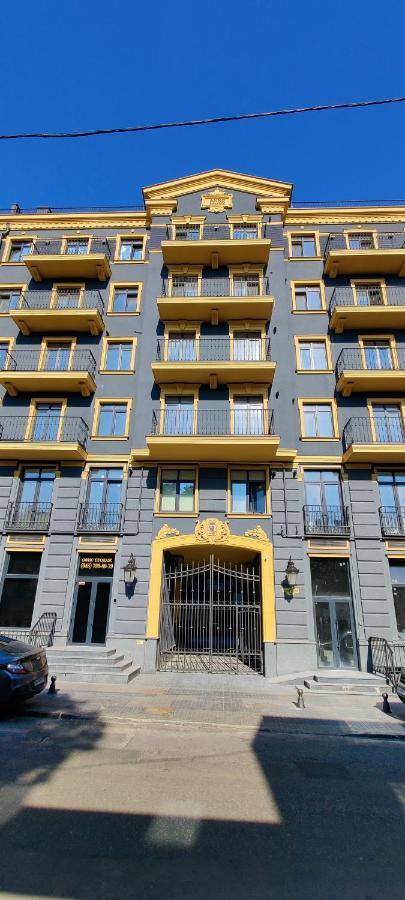Wood Apartment Odessa Luaran gambar