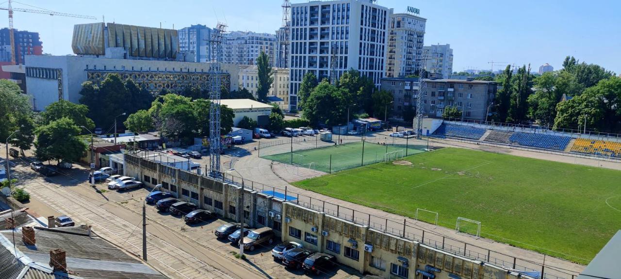Wood Apartment Odessa Luaran gambar